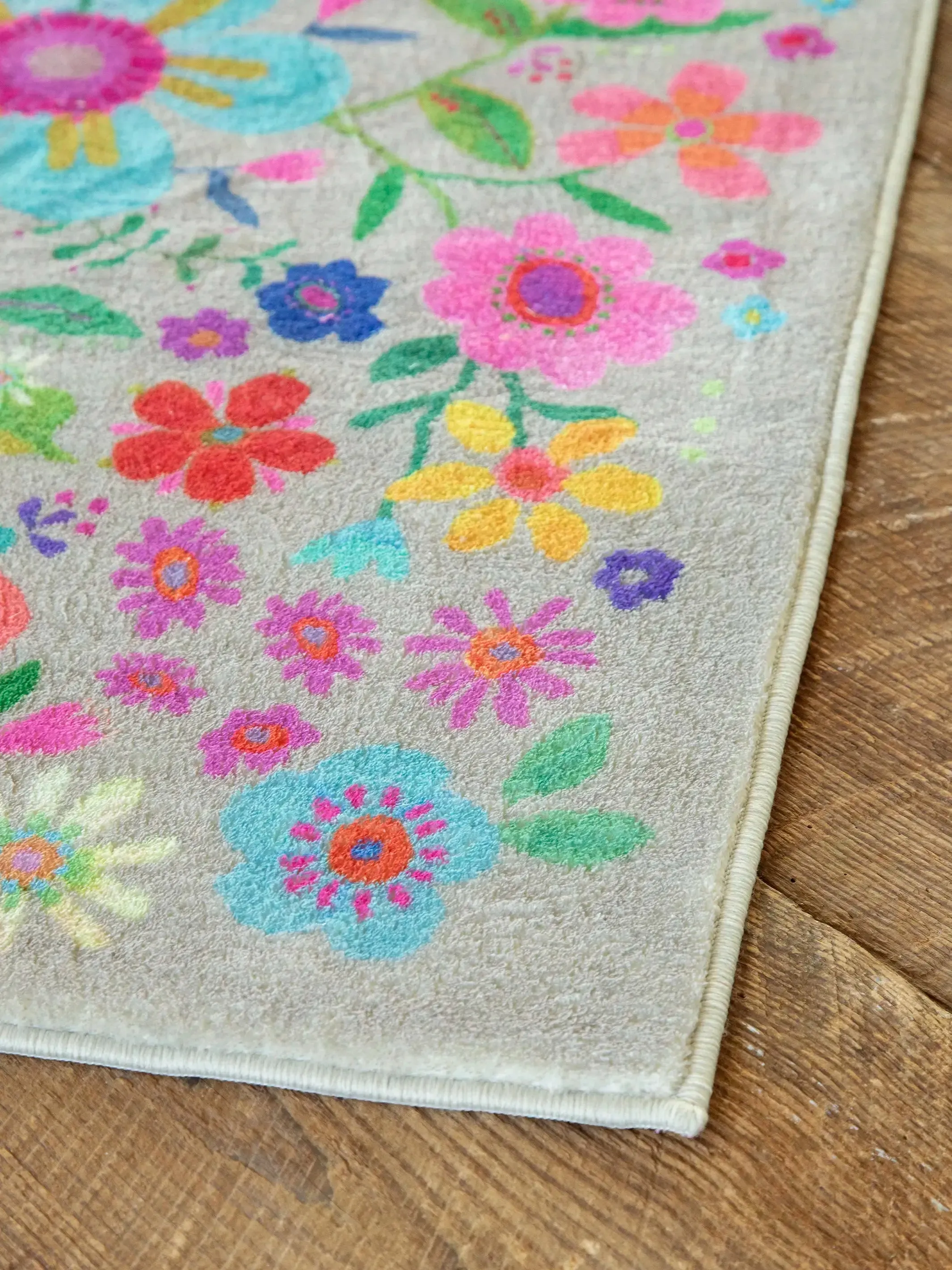 Chenille Rug, 2' x 3' - Light Taupe Folk Flower