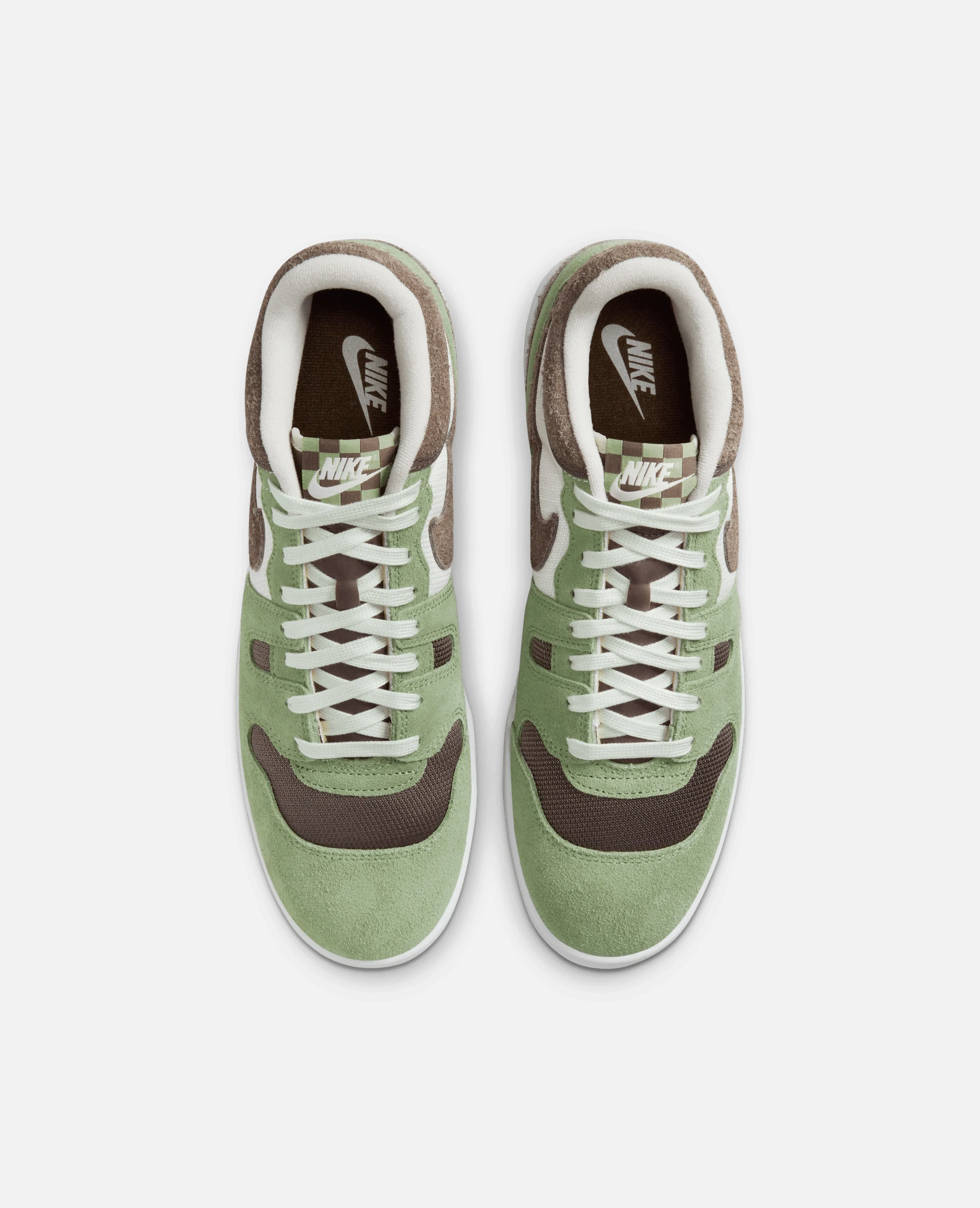 Nike Attack (Oil Green/Ironstone-Sail-White)