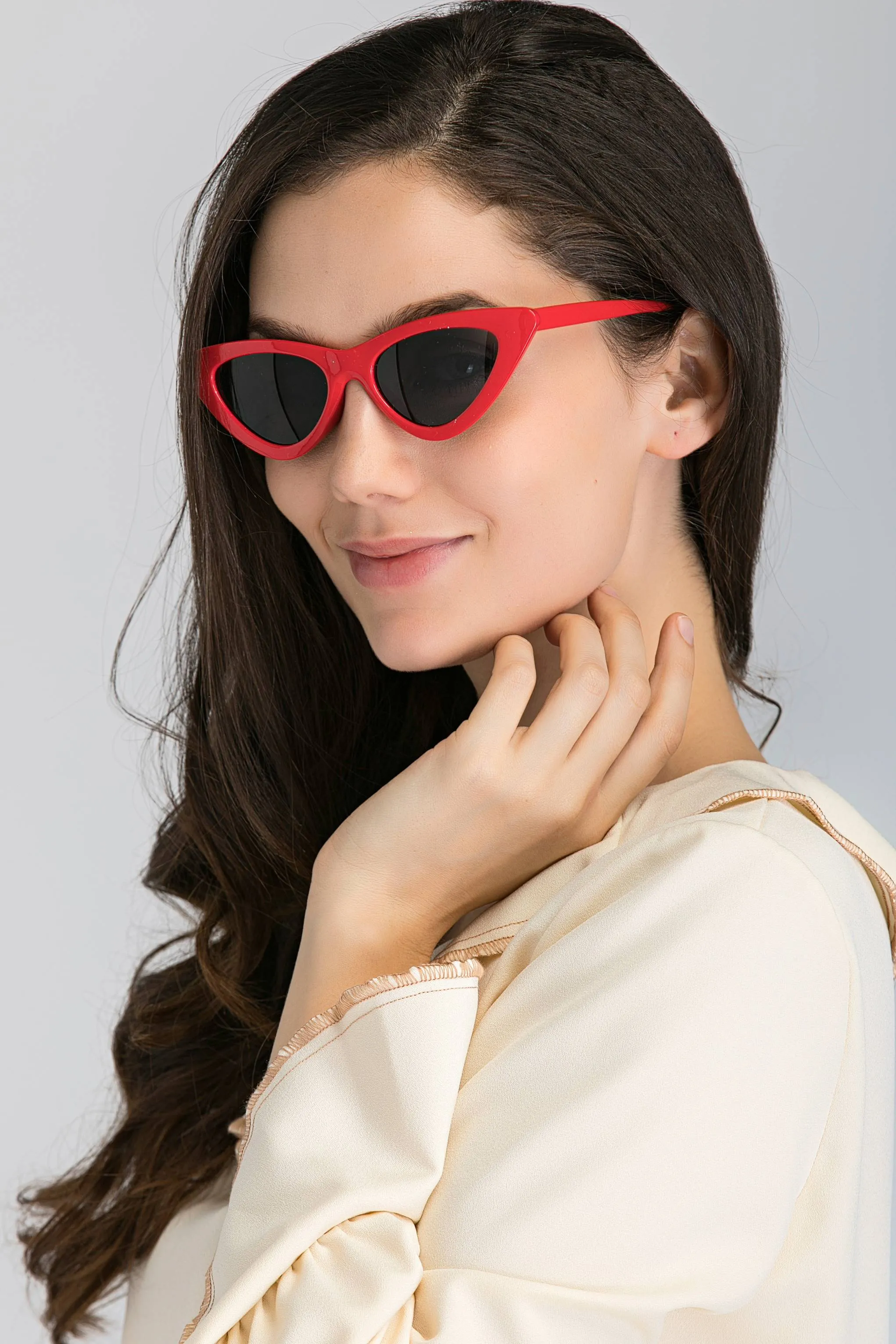 Red Vintage Slim Pointy Cat Eye Sunglasses